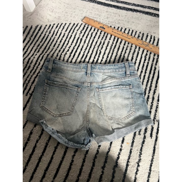 Willow and Root Distressed Light Wash Blue Jean Shorts - Picture 2 of 7